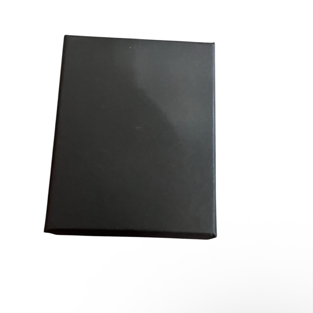 .925 Silver and Black rhodium twisted rock Necklace with Pearl Pendant - Picture 2 of 6
